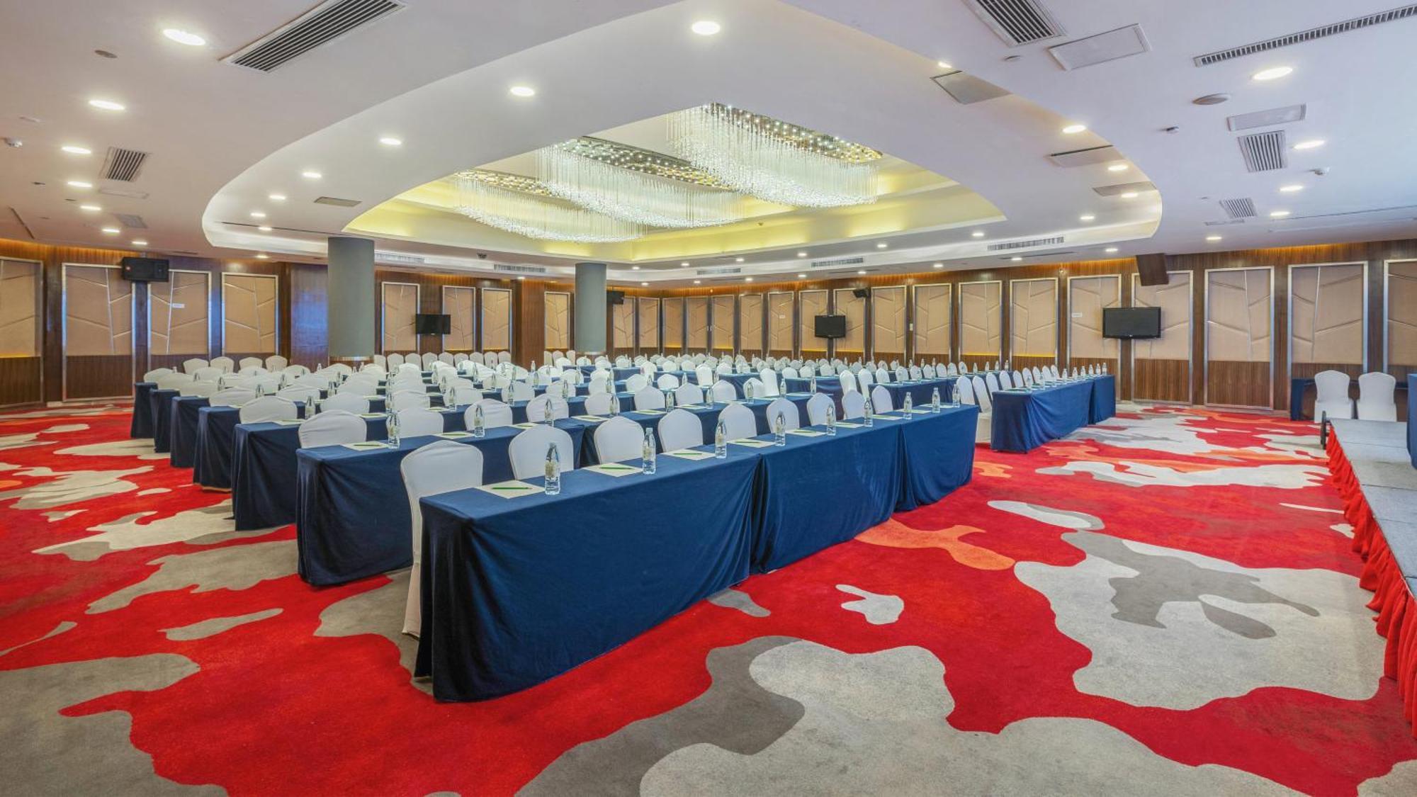 Holiday Inn Hefei By Ihg Exterior photo